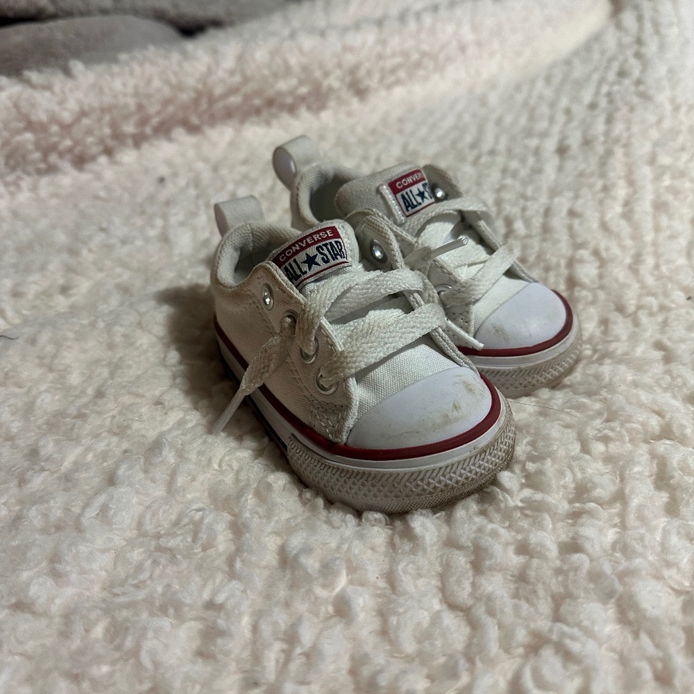 Converse Size 3